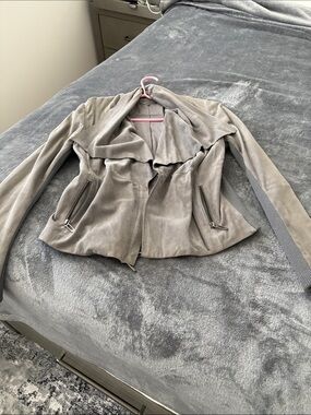 Vince suede grey jacket